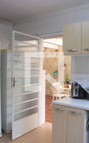 Casa à venda com 500m², 6 quartos e 4 vagasCozinha