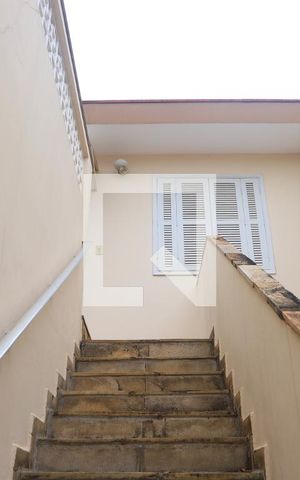 Casa à venda com 500m², 6 quartos e 4 vagasCasa fundos