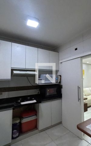 Apartamento para alugar com 70m², 2 quartos e 1 vagaCozinha