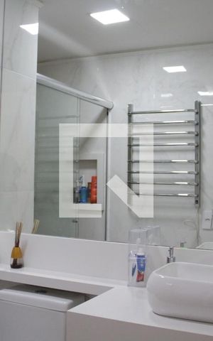 Apartamento à venda com 57m², 2 quartos e 1 vagaBanheiro da Suíte
