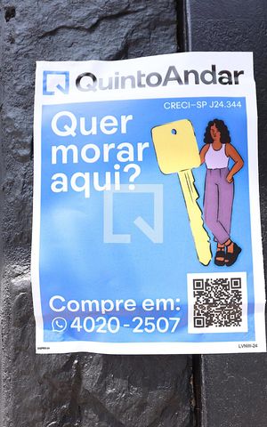 Casa à venda com 153m², 3 quartos e 2 vagasPlaca