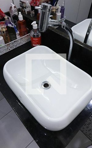 Casa à venda com 153m², 3 quartos e 2 vagasBanheiro Social