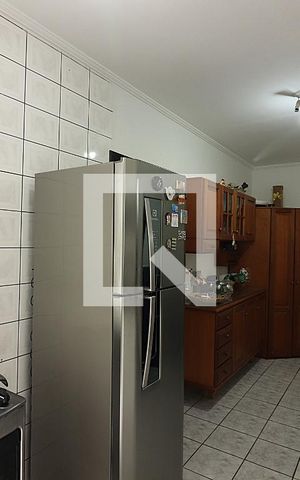 Casa à venda com 153m², 3 quartos e 2 vagasCozinha