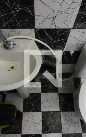 Casa à venda com 153m², 3 quartos e 2 vagasBanheiro de serviço