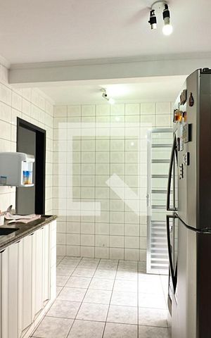Casa à venda com 153m², 3 quartos e 2 vagasCozinha