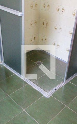 Casa à venda com 280m², 3 quartos e 2 vagas Casa à venda com 280m², 3 quartos e 2 vagasBANHEIRO SOCIAL
