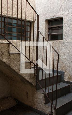 Casa à venda com 280m², 3 quartos e 2 vagas Casa à venda com 280m², 3 quartos e 2 vagasÁREA DE SERVIÇO