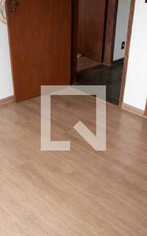 Casa à venda com 280m², 3 quartos e 2 vagas Casa à venda com 280m², 3 quartos e 2 vagasQUARTO 2