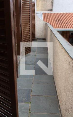 Casa à venda com 280m², 3 quartos e 2 vagas Casa à venda com 280m², 3 quartos e 2 vagasVARANDA