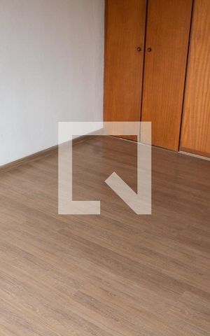 Casa à venda com 280m², 3 quartos e 2 vagas Casa à venda com 280m², 3 quartos e 2 vagasSUITE