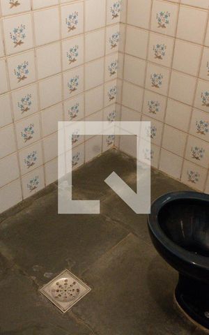 Casa à venda com 280m², 3 quartos e 2 vagas Casa à venda com 280m², 3 quartos e 2 vagasLAVABO