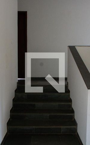 Casa à venda com 280m², 3 quartos e 2 vagas Casa à venda com 280m², 3 quartos e 2 vagasACESSOS QUARTOS