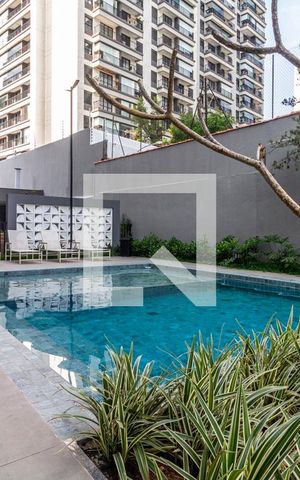 Apartamento para alugar com 27m², 1 quarto e sem vaga Apartamento para alugar com 27m², 1 quarto e sem vagaÁrea comum - Piscina