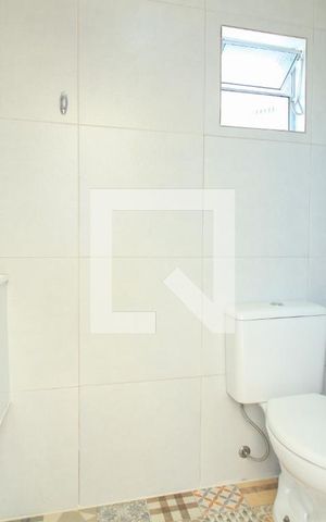 Casa à venda com 300m², 2 quartos e 3 vagasLavabo externo