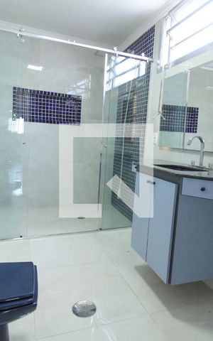 Casa à venda com 300m², 2 quartos e 3 vagasSuíte 1