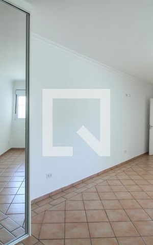 Casa à venda com 300m², 2 quartos e 3 vagasSuíte 1