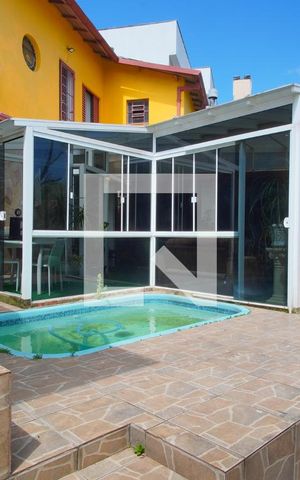Casa à venda com 300m², 3 quartos e 4 vagasÁrea Externa