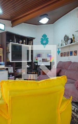 Casa à venda com 300m², 3 quartos e 4 vagasSala de TV