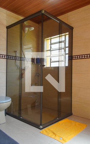 Casa à venda com 300m², 3 quartos e 4 vagasBanheiro Corredor 3