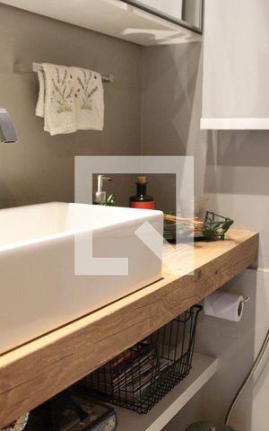 Apartamento para alugar com 115m², 3 quartos e 2 vagasBanheiro