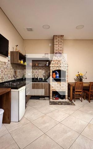 Apartamento à venda com 140m², 4 quartos e 2 vagas Apartamento à venda com 140m², 4 quartos e 2 vagasCobertura