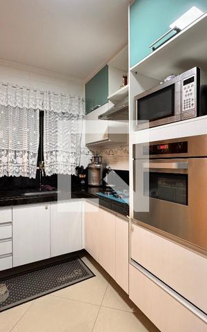 Apartamento à venda com 140m², 4 quartos e 2 vagas Apartamento à venda com 140m², 4 quartos e 2 vagasCozinha
