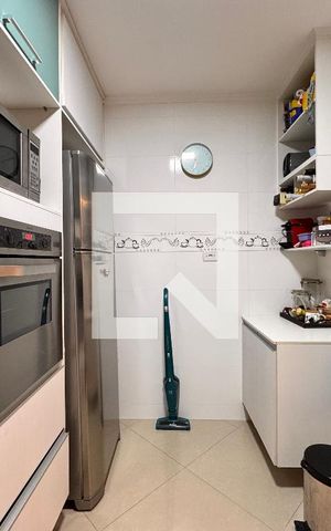 Apartamento à venda com 140m², 4 quartos e 2 vagas Apartamento à venda com 140m², 4 quartos e 2 vagasCozinha