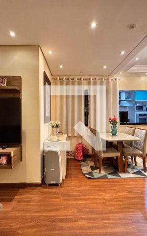 Apartamento à venda com 140m², 4 quartos e 2 vagas Apartamento à venda com 140m², 4 quartos e 2 vagasSala
