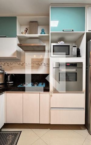 Apartamento à venda com 140m², 4 quartos e 2 vagas Apartamento à venda com 140m², 4 quartos e 2 vagasCozinha