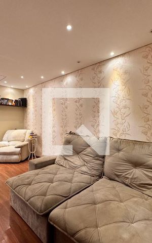 Apartamento à venda com 140m², 4 quartos e 2 vagas Apartamento à venda com 140m², 4 quartos e 2 vagasSala