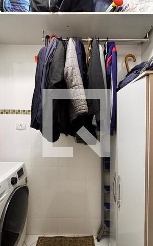 Apartamento à venda com 140m², 4 quartos e 2 vagas Apartamento à venda com 140m², 4 quartos e 2 vagasLavanderia