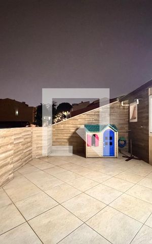 Apartamento à venda com 140m², 4 quartos e 2 vagas Apartamento à venda com 140m², 4 quartos e 2 vagasCobertura