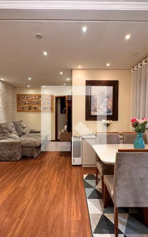 Apartamento à venda com 140m², 4 quartos e 2 vagas Apartamento à venda com 140m², 4 quartos e 2 vagasSala