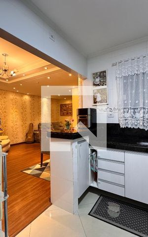 Apartamento à venda com 140m², 4 quartos e 2 vagas Apartamento à venda com 140m², 4 quartos e 2 vagasCozinha