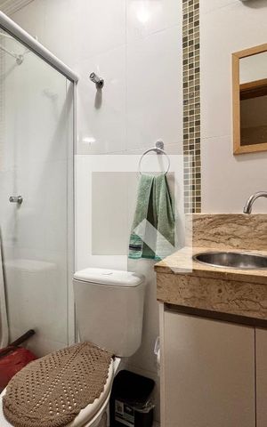 Apartamento à venda com 140m², 4 quartos e 2 vagas Apartamento à venda com 140m², 4 quartos e 2 vagasBanheiro 2