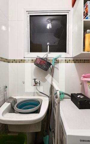 Apartamento à venda com 140m², 4 quartos e 2 vagas Apartamento à venda com 140m², 4 quartos e 2 vagasLavanderia