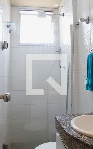 Apartamento à venda com 120m², 2 quartos e 2 vagas Apartamento à venda com 120m², 2 quartos e 2 vagasBanheiro