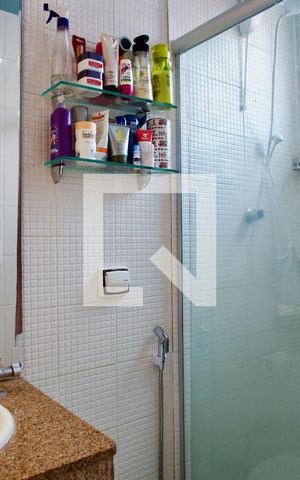 Apartamento à venda com 120m², 2 quartos e 2 vagas Apartamento à venda com 120m², 2 quartos e 2 vagasBanheiro da Suíte