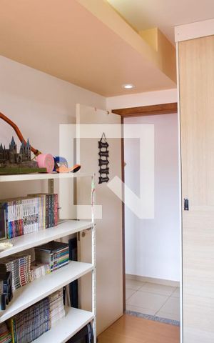 Apartamento à venda com 120m², 2 quartos e 2 vagas Apartamento à venda com 120m², 2 quartos e 2 vagasEscritório