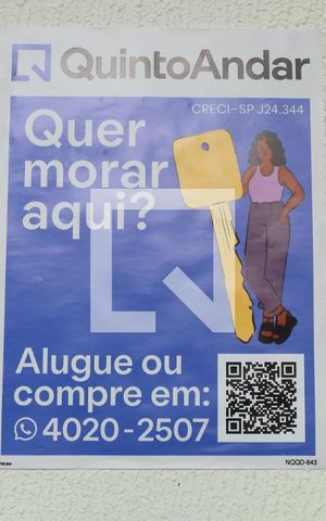 Apartamento à venda com 42m², 2 quartos e 1 vagaFachada do condomínio - Placa instalada no muro