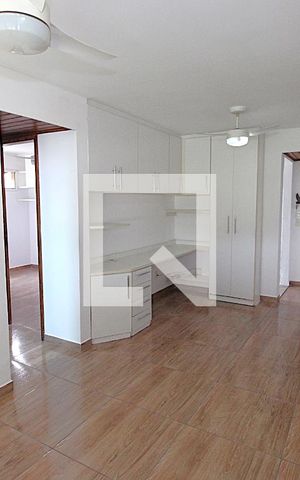 Apartamento à venda com 51m², 2 quartos e 1 vagaSala