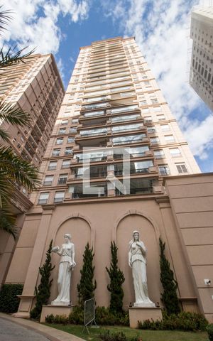 Apartamento à venda com 106m², 3 quartos e 3 vagasVista da Rua