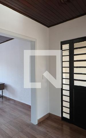 Casa à venda com 50m², 2 quartos e 1 vagaSala