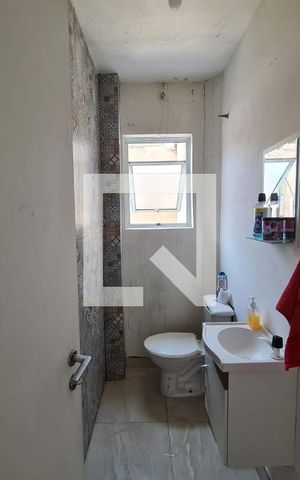 Casa à venda com 191m², 3 quartos e 2 vagas Casa à venda com 191m², 3 quartos e 2 vagasLavabo