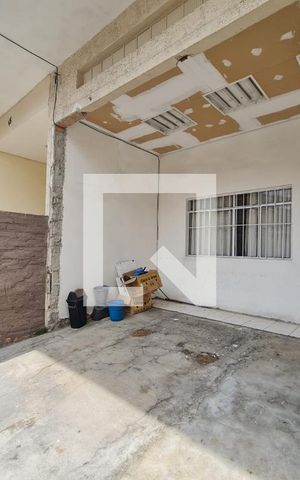 Casa à venda com 191m², 3 quartos e 2 vagas Casa à venda com 191m², 3 quartos e 2 vagasGaragem