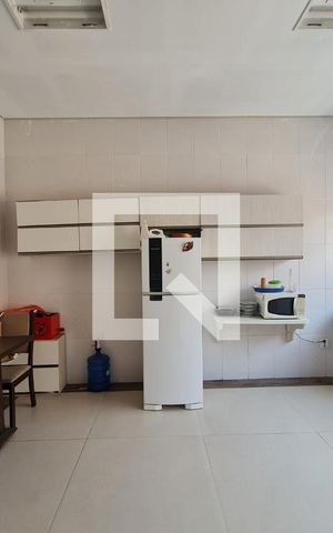 Casa à venda com 191m², 3 quartos e 2 vagas Casa à venda com 191m², 3 quartos e 2 vagasCozinha