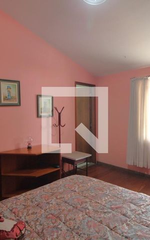 Casa à venda com 490m², 3 quartos e 2 vagasSuíte 2