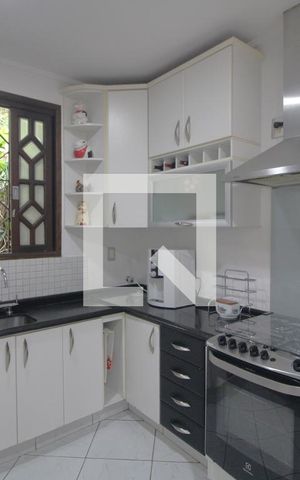 Casa à venda com 490m², 3 quartos e 2 vagasCozinha
