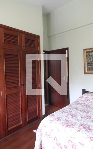 Casa à venda com 490m², 3 quartos e 2 vagasSuíte 3
