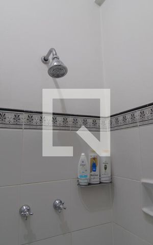 Casa à venda com 490m², 3 quartos e 2 vagasChuveiro banheiro da suíte 3